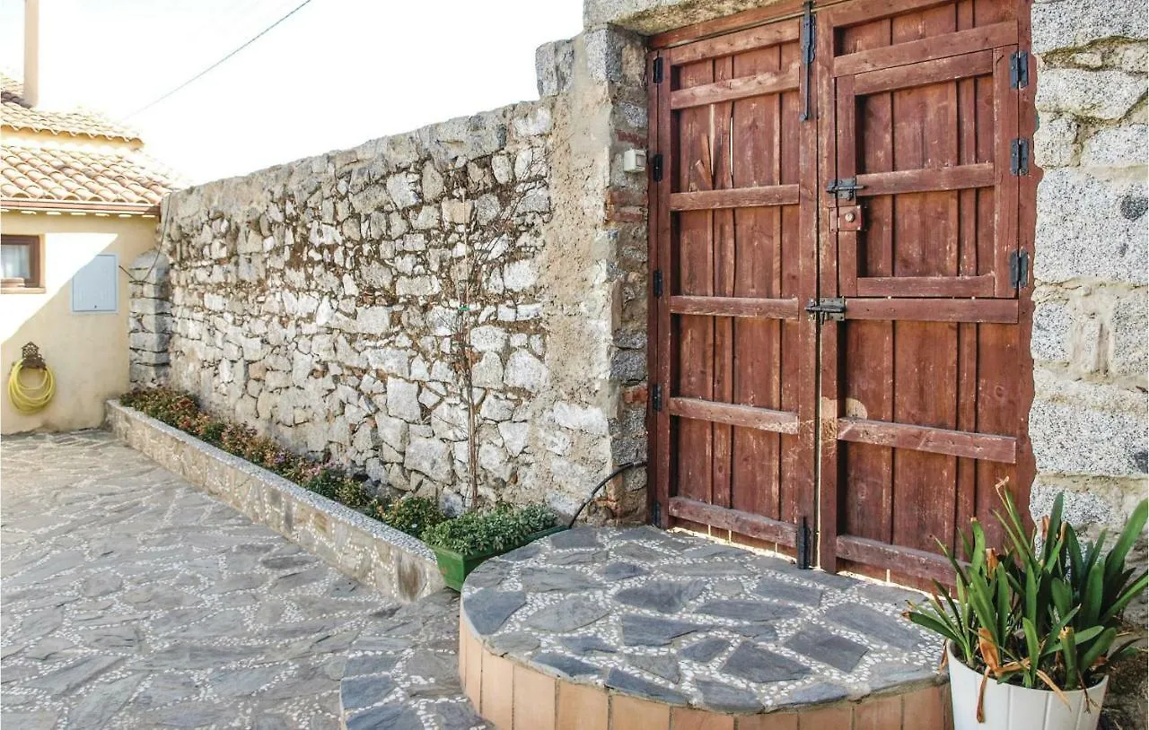 Gorgeous Home In Villanueva Del Duque With Wifi